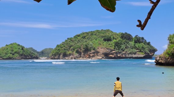 The Combination of Scientific Investigation and The Usage of Information Technology in Resolving Fishermen’s Educational problem