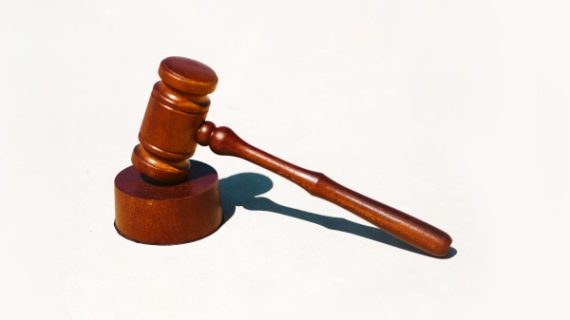 Aspek Etika dan Moral dalam Hukum Pidana